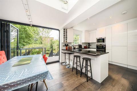 220 Camberwell New Road, London, SE5 0RR