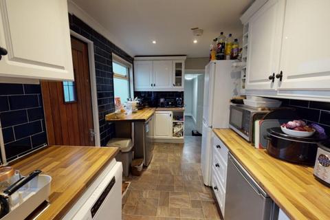 1 bedroom house to rent, Fishponds Road, Bristol BS5