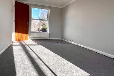 2 bedroom townhouse to rent, Lowther Mews, City Centre