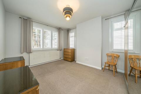 undefined, Balfour Road, Hounslow TW3