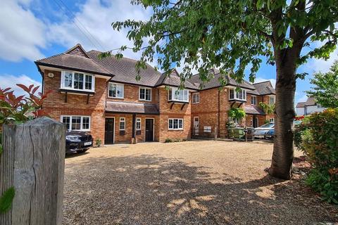 4 bedroom semi-detached house for sale, Dorking Road, Great Bookham KT23