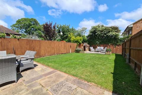 4 bedroom semi-detached house for sale, Dorking Road, Great Bookham KT23