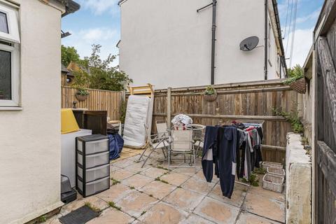 undefined, Cuthbert Road, Croydon, CR0