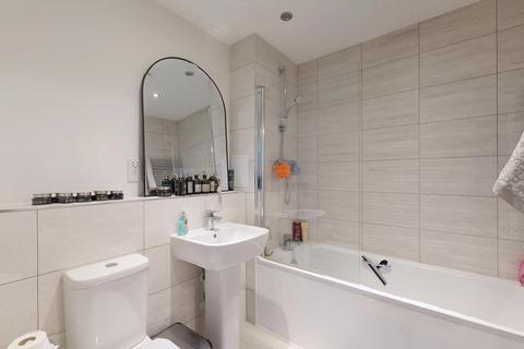 1 bedroom flat to rent, Lakeside Drive
