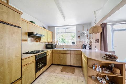 undefined, The Reddings, NW7