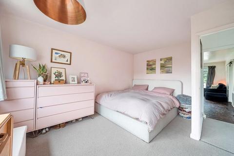 29a Lancaster Road, London, SE25 4BJ