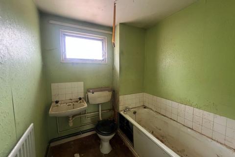 3 bedroom terraced house for sale, 98 Dallamoor, Hollinswood, Telford, Shropshire, TF3 2EG