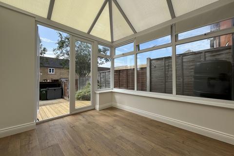 2 bedroom terraced house to rent, Holst Avenue, CM8