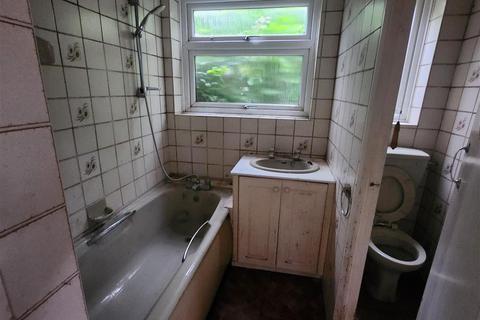 undefined, Chivers Road, London