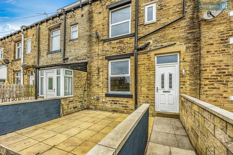 3 bedroom terraced house for sale, Dickens Street, High Road Well, Halifax, HX2