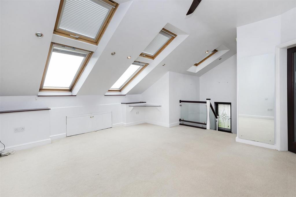 Bramleys Estate Agents - Hoults Lane - Greetland (