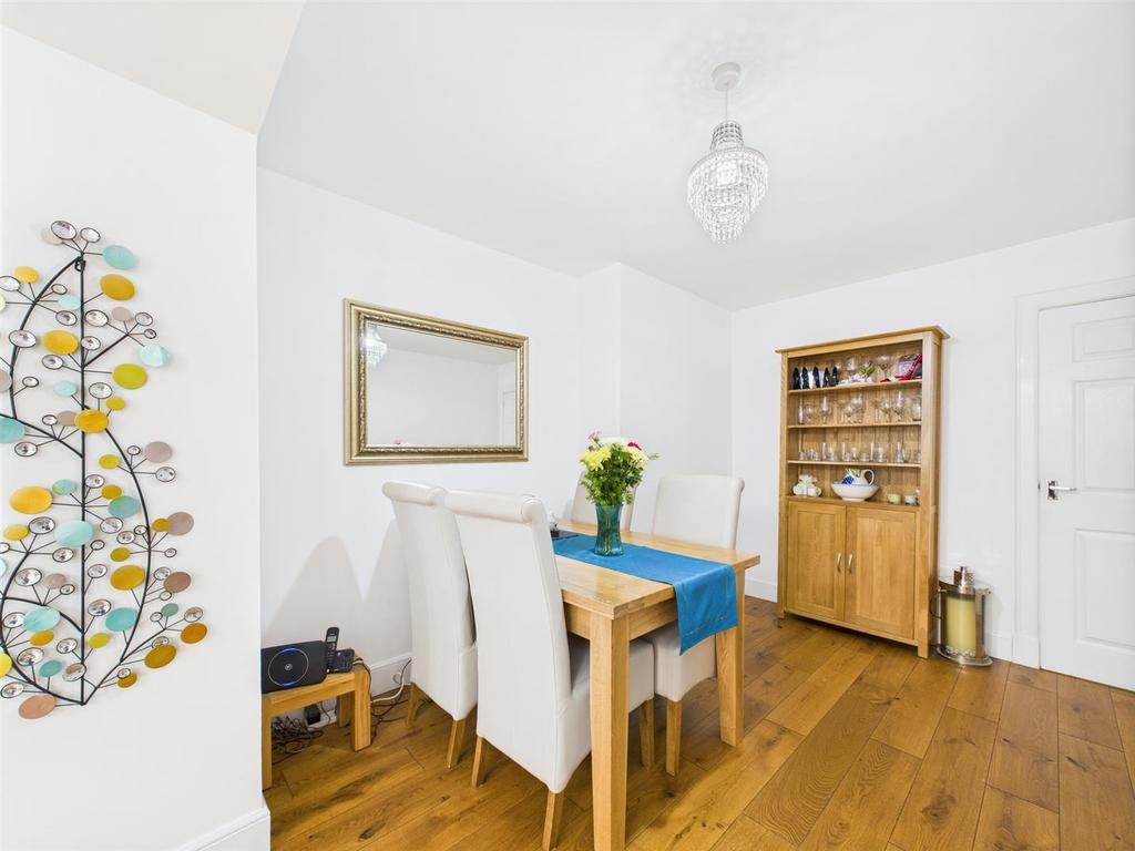 CAM01486 G0-PR0743-STILL004.jpg