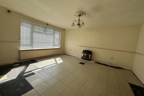 2 bedroom ground floor flat for sale, Heywood Court, Tenby, Pembrokeshire, SA70
