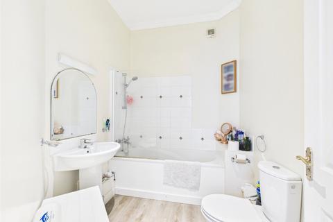 3 bedroom end of terrace house for sale, Park Drive, Bodmin, Cornwall