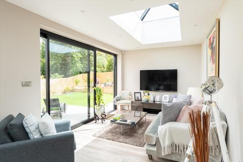 Shene The Downs, Leatherhead, KT22 8LH