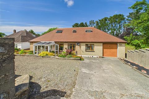 5 bedroom bungalow for sale, 55 New Road, Haverfordwest