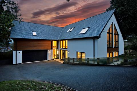 5 bedroom detached house for sale, Lucombe Gardens, Park Lane, Exeter, Devon, EX4.
