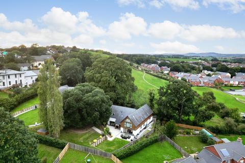 5 bedroom detached house for sale, Lucombe Gardens, Park Lane, Exeter, Devon, EX4.