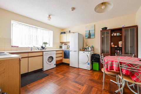 1 bedroom flat to rent, Bracken Close,, Beckton, London, E6