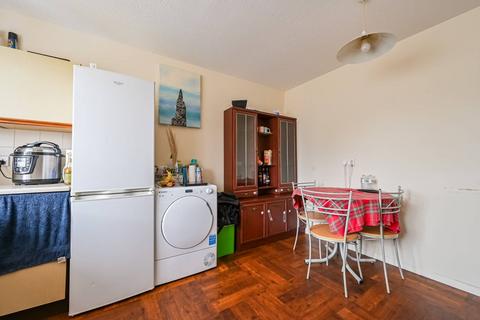 1 bedroom flat to rent, Bracken Close,, Beckton, London, E6