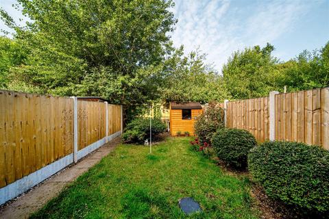 3 bedroom terraced house for sale, 60 Greenfields Gardens, Shrewsbury, SY1 2RN