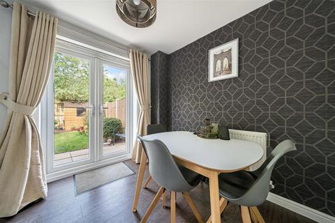 3 bedroom terraced house for sale, 60 Greenfields Gardens, Shrewsbury, SY1 2RN