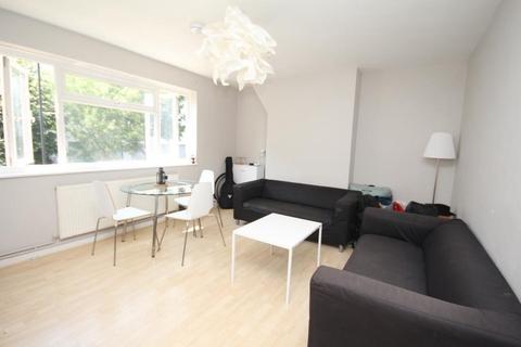 3 bedroom flat to rent, Hemsworth Court, Hobbs Place Estate, Hoxton, N1