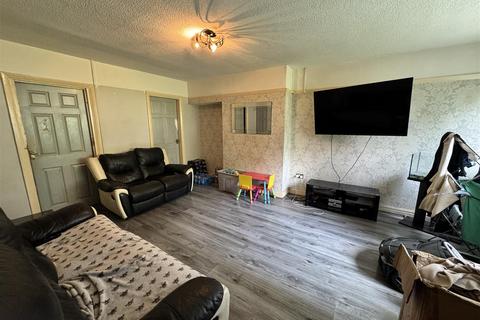3 bedroom end of terrace house for sale, Hurlingham Road, Birmingham B44