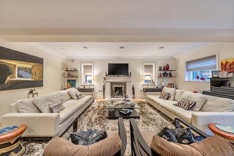 5 bedroom detached house for sale, Gatehill Road, Northwood, Middlesex