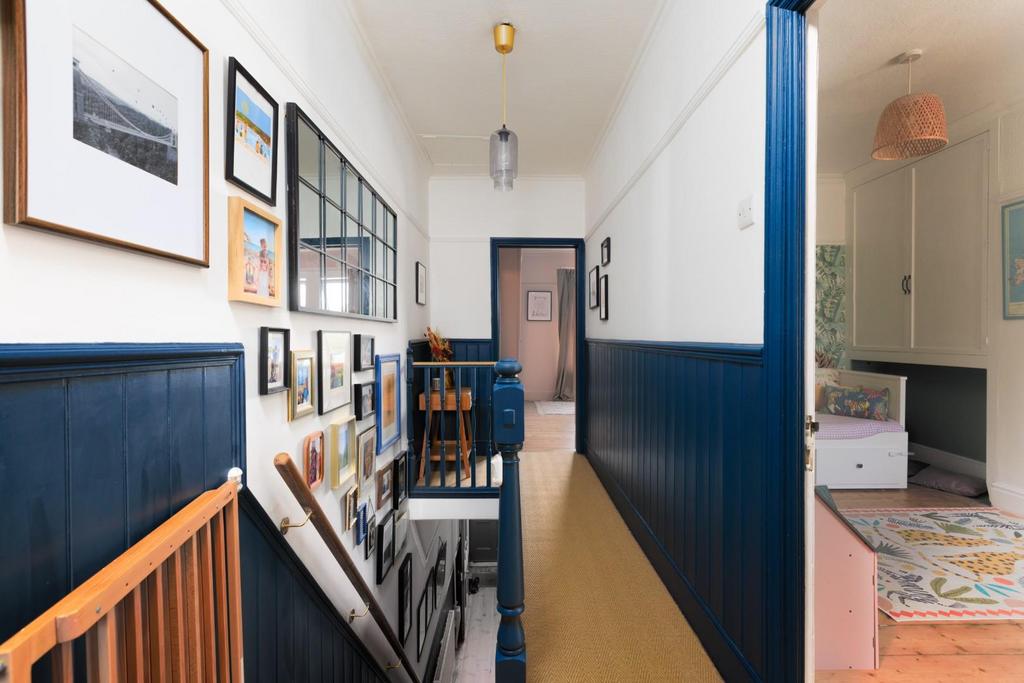 52 Newbridge Road-13.jpg