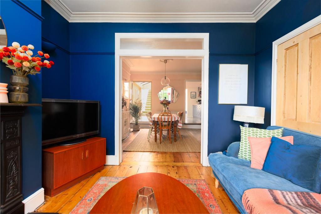 52 Newbridge Road-20.jpg