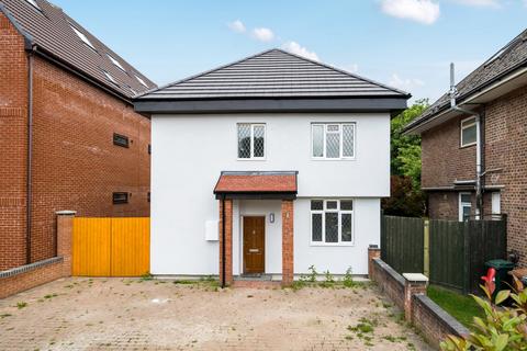 undefined, Bucknalls Close, Watford, Hertfordshire