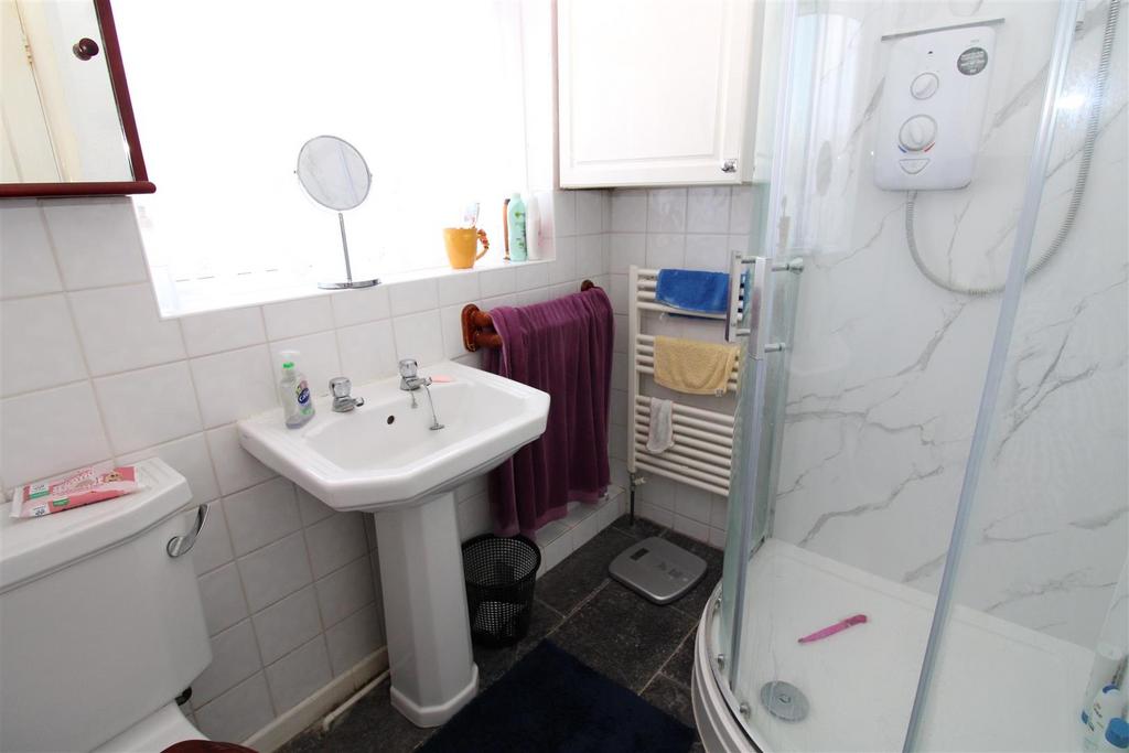 Shower room.JPG