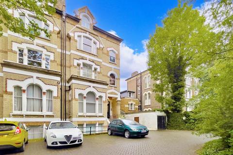 2 bedroom flat for sale, Hornsey Lane, London N6