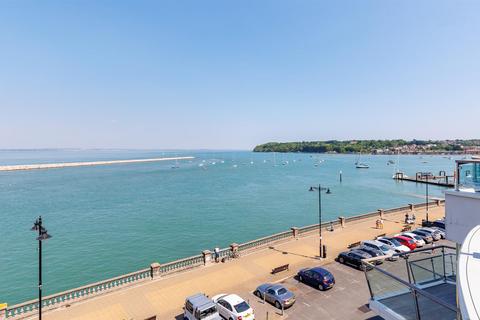 undefined, Cowes, Isle of Wight