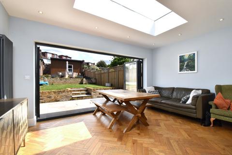 4 bedroom terraced house for sale, Glanfield Road, Beckenham