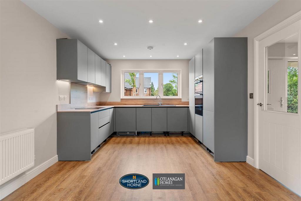 Plot 9 Detached Ansty Road (22 of 35).jpg