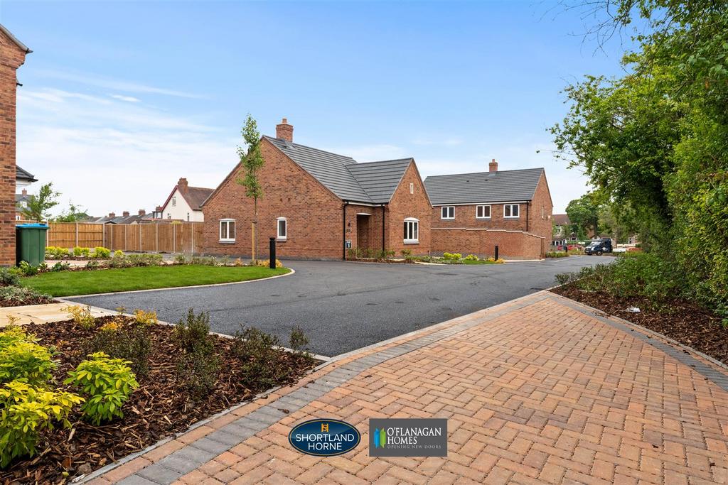 Plot 9 Detached Ansty Road (31 of 35).jpg