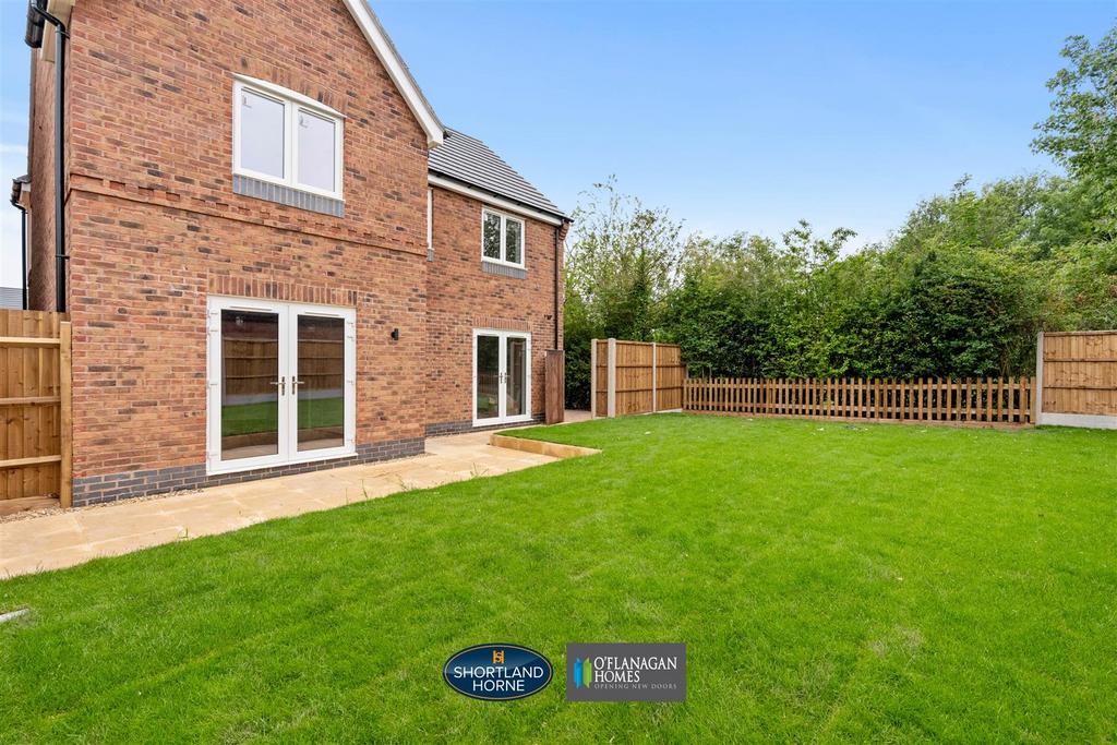 Plot 9 Detached Ansty Road (33 of 35).jpg