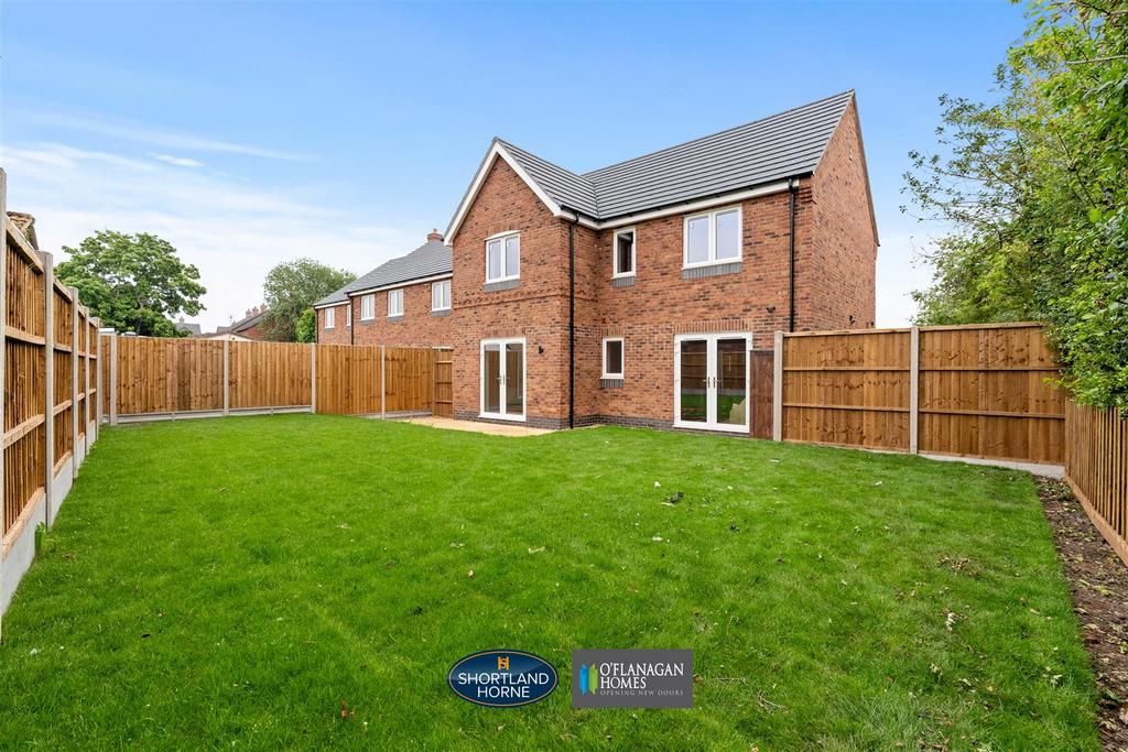 Plot 9 Detached Ansty Road (34 of 35).jpg