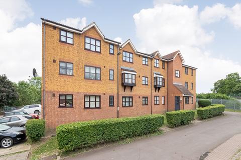 Studio to rent, Thompson House, John Williams Close, London, SE14
