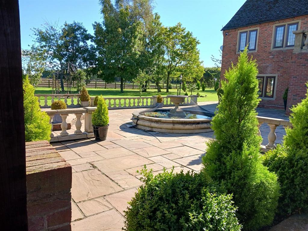 Garden Terrace