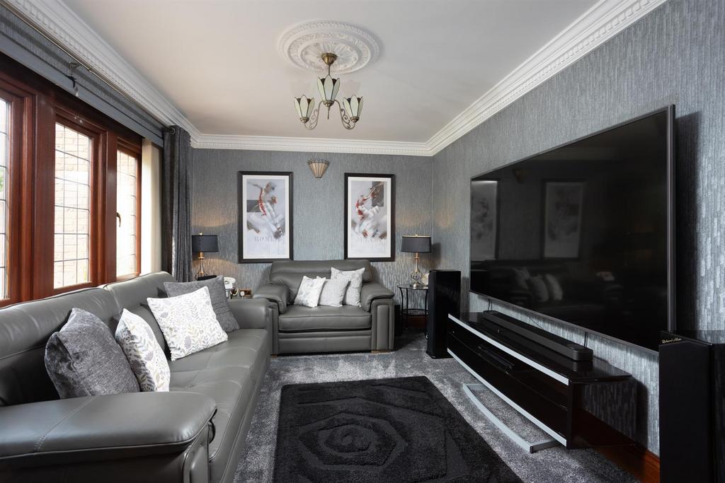 Snug/Cinema Room