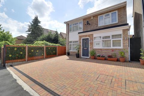 undefined, Erroll Road, Romford RM1
