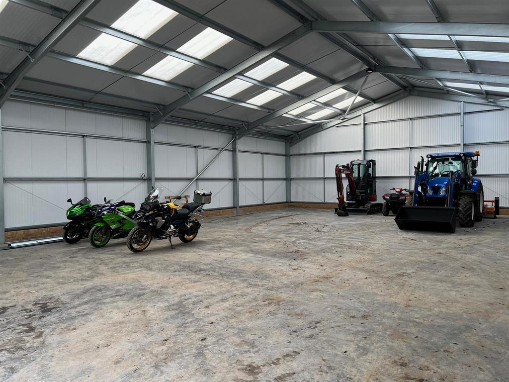 Outbuilding.jpg