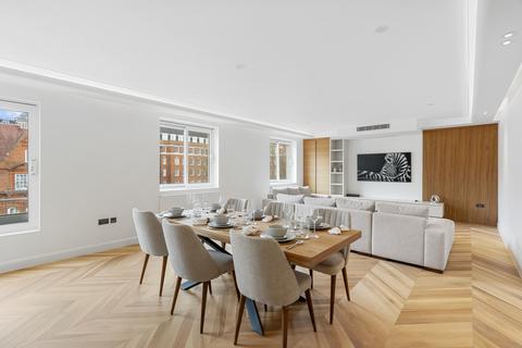 3 bedroom apartment for sale, London SW7