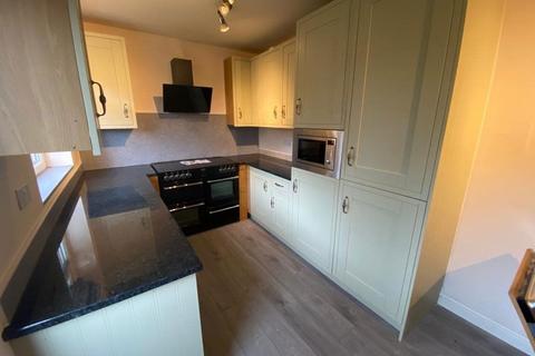 5 bedroom detached house to rent, Raven Rd, Timperley, WA15 6AP