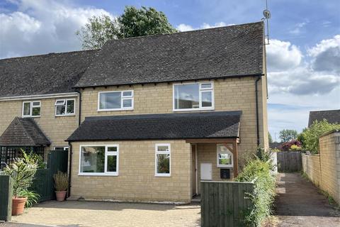 Lamberts Field, Bourton-On-The-Water, Cheltenham