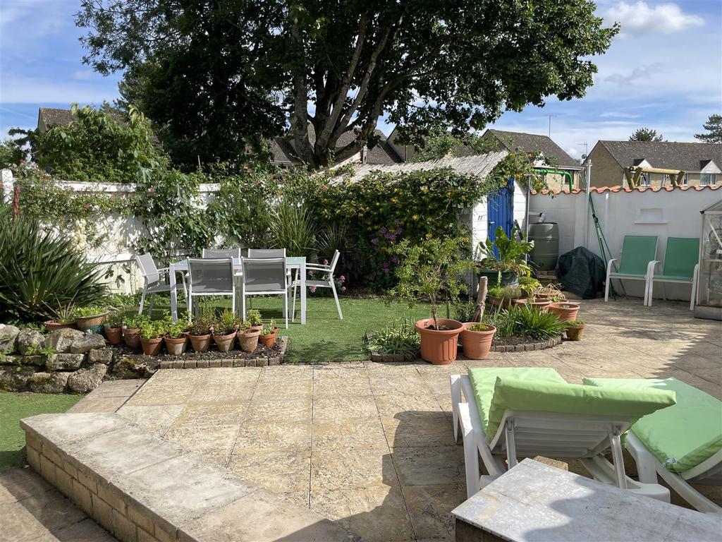 Garden.JPG
