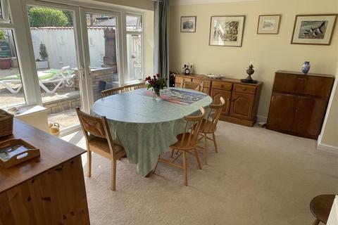 undefined, Lamberts Field, Bourton-On-The-Water, Cheltenham